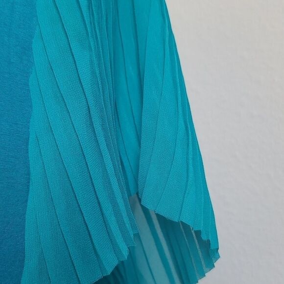 A NEW DAY TOP - Picture 4 of 10